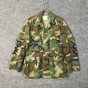 Selma Apparel Corp Mens Military Coat Size Small? Combat Woodland Camouflage